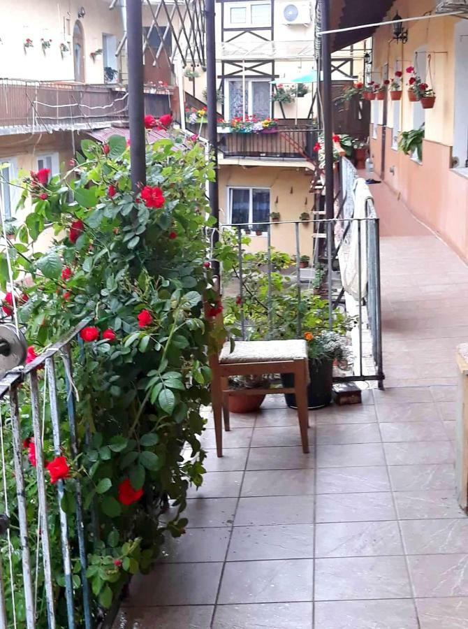 Apartment In The Historical City Center Chernivtsi Εξωτερικό φωτογραφία